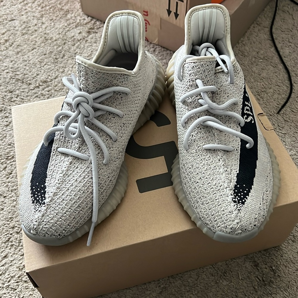 Yeezy 350 V2 slate size 8
